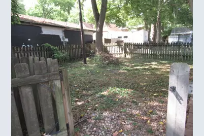 114 N Chase Street, Monticello, IL 61856 - Photo 2