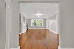 1755 E 55th St, Chicago, IL 60615 - Photo 10