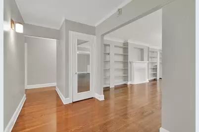 1755 E 55th Street #301, Chicago, IL 60615 - Photo 8