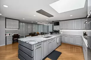 990 Sheridan Rd, Highland Park, IL 60035 - Photo 8