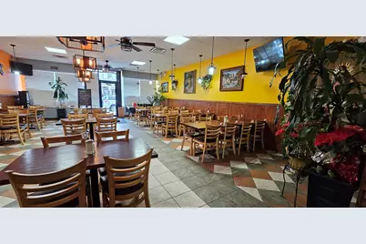 7022 N Clark Street, Chicago, IL 60626 - Photo 2