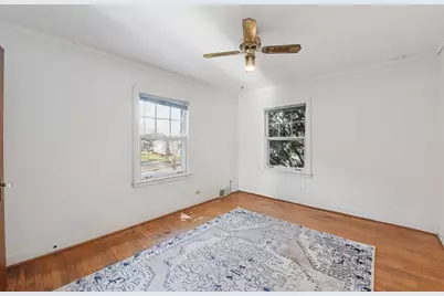 240 N Willow Road, Elmhurst, IL 60126 - Photo 26