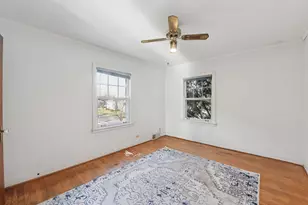 240 N Willow Rd, Elmhurst, IL 60126 - Photo 26