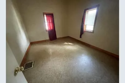 1283 S Illinois Street, Decatur, IL 62521 - Photo 16