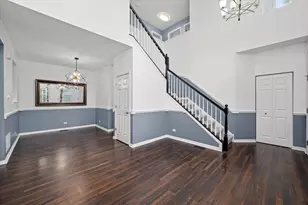 2468 Reflections Dr, Aurora, IL 60502 - Photo 2