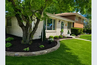 9259 Ridgeland Avenue, Oak Lawn, IL 60453 - Photo 2