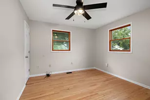 3926 E Chestnut St, Kankakee, IL 60901 - Photo 6