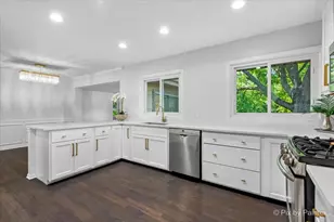 70 Ela Rd, Inverness, IL 60067 - Photo 12