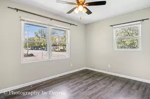 296 N Jackson Ave, Bradley, IL 60915 - Photo 14