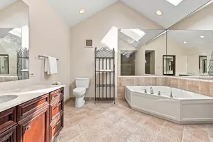 7537 Ridgewood Ln, Burr Ridge, IL 60527 - Photo 28