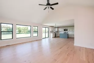 985 Spring St, Manteno, IL 60950 - Photo 14