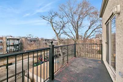 4426 S Calumet Avenue #3, Chicago, IL 60653 - Photo 22