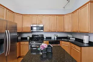 4426 S Calumet Ave, Chicago, IL 60653 - Photo 12