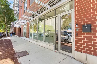 2037 S Indiana Avenue, Chicago, IL 60616 - Photo 2