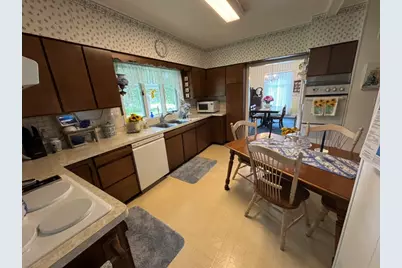 401 W 10th Street, Sterling, IL 61081 - Photo 14