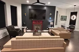 1123 W Addison St, Chicago, IL 60613 - Photo 18