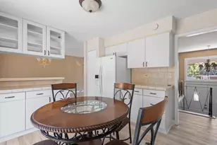 601 Derbyshire Ln, Bolingbrook, IL 60440 - Photo 14