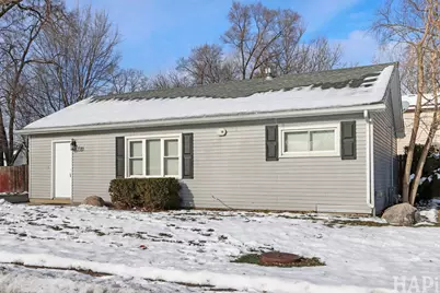 1310 N Poplar Avenue, Round Lake Beach, IL 60073 - Photo 2