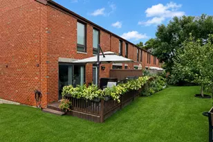 3849 Appian Way, Glenview, IL 60025 - Photo 26