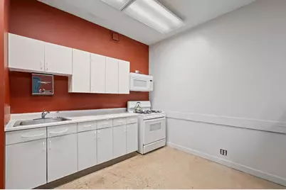 5940 W Montrose Avenue, Chicago, IL 60634 - Photo 12