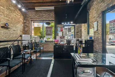 3263 W Fullerton Avenue, Chicago, IL 60647 - Photo 4