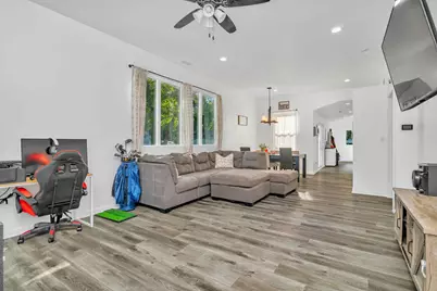 124 S Lincoln Street, Braidwood, IL 60408 - Photo 4