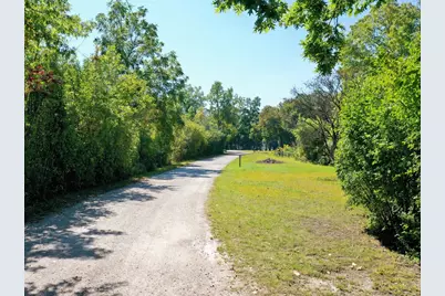 18238 W Gages Lake Road, Grayslake, IL 60030 - Photo 8