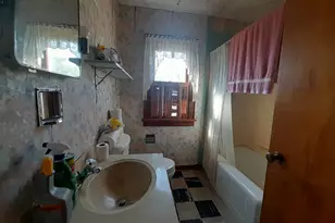 211 4th Ave, Mendota, IL 61342 - Photo 14