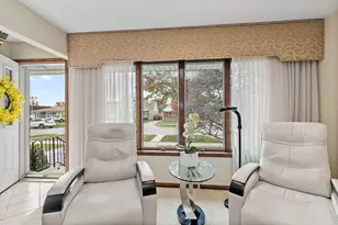 3631 Elder Ln, Franklin Park, IL 60131 - Photo 4