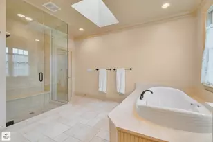 8010 Greenbriar Ct, Burr Ridge, IL 60527 - Photo 34