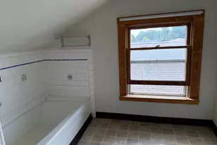 1607 Prospect Ave, Lasalle, IL 61301 - Photo 12