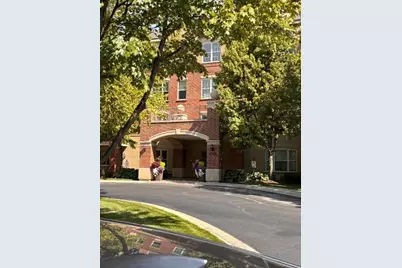 2700 Summit Drive #101, Glenview, IL 60025 - Photo 1