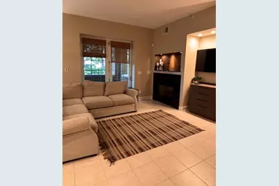 2700 Summit Drive #101, Glenview, IL 60025 - Photo 4