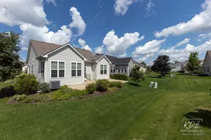 2836 Hillcrest Cir, Naperville, IL 60564 - Photo 30