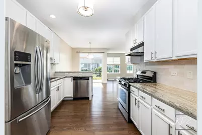 2836 Hillcrest Circle, Naperville, IL 60564 - Photo 4