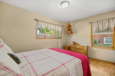 3705 W Anne Street, McHenry, IL 60050 - Photo 10