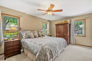 3705 W Anne St, McHenry, IL 60050 - Photo 6