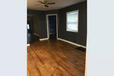 409 E Douglas Street, Bloomington, IL 61701 - Photo 10