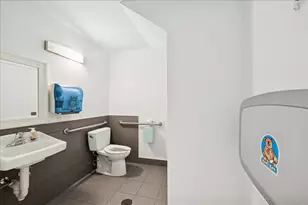 3827 N Southport Ave, Chicago, IL 60613 - Photo 14