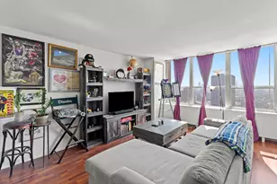 655 W Irving Park Rd, Chicago, IL 60613 - Photo 16