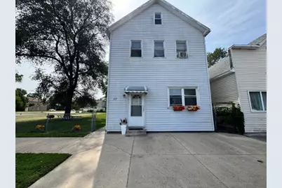 207 155th Street, Calumet City, IL 60409 - Photo 1