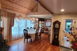 8019 Wonder View Dr, Wonder Lake, IL 60097 - Photo 8