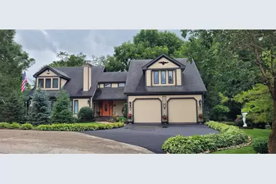 8019 Wonder View Drive, Wonder Lake, IL 60097 - Photo 2