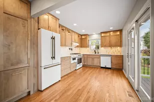 1718 Jeanette Ave, Saint Charles, IL 60174 - Photo 14