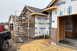 311 E Pershing St, Stillman Valley, IL 61084 - Photo 8