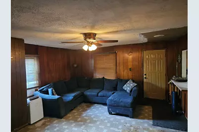 1406 E 15th Place, Ford Heights, IL 60411 - Photo 6