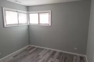 104 Walnut St, Park Forest, IL 60466 - Photo 6