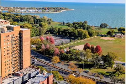 3660 N Lake Shore Drive #2908, Chicago, IL 60613 - Photo 4