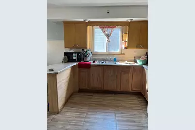 11437 S Calumet Avenue, Chicago, IL 60628 - Photo 6