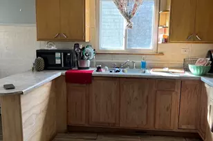 11437 S Calumet Ave, Chicago, IL 60628 - Photo 6